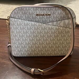 NWT Michael Kors Crossbody